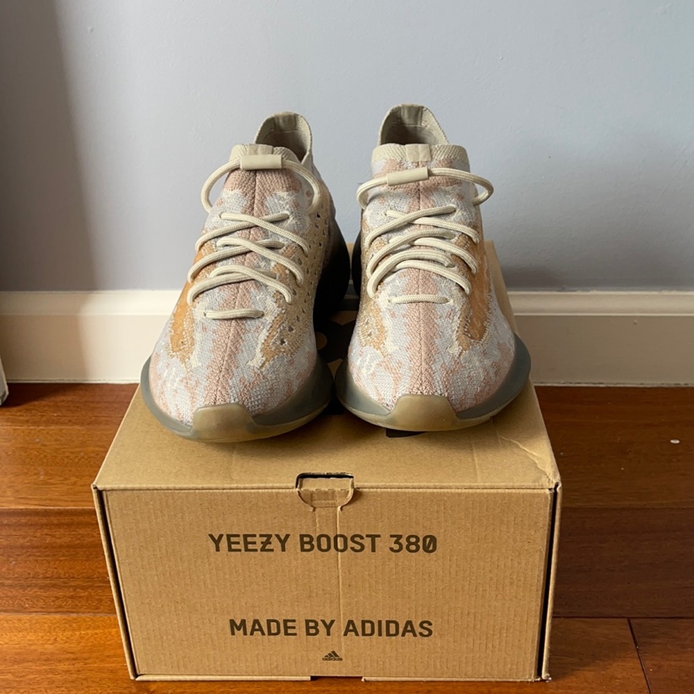 Yeezy “PEPPER”
